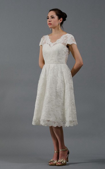 Vintage Short Sleeve V-Neck Knee Length A-Line Lace Dress With Low-V Back