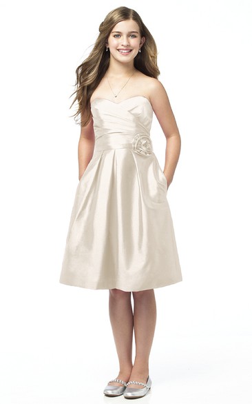 Sweetheart Satin Dress With Crisscross Ruching And Flower