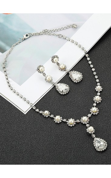 Unique Flower Shaped Rhinestone Necklace and Earrings Jewelry Set