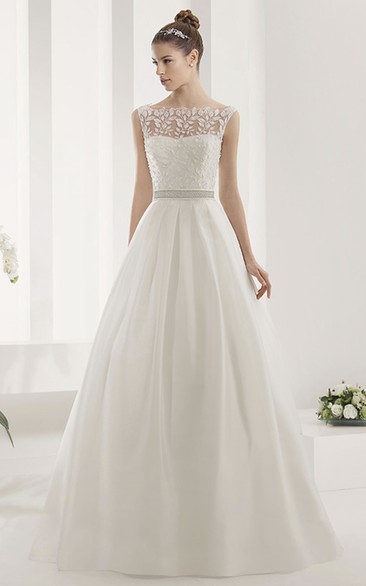 Leaf-appliqued Top Taffeta Wedding Gown With Back Bows