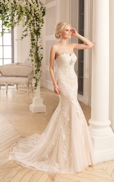 Mermaid Long Sweetheart Sleeveless Backless Lace Tulle Dress With Appliques And Broach