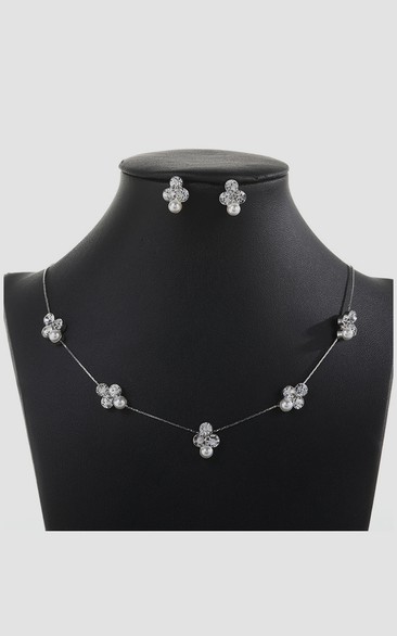 Minimalistic Flower Rhinestone Design Necklace and Earrings Jewelry Set