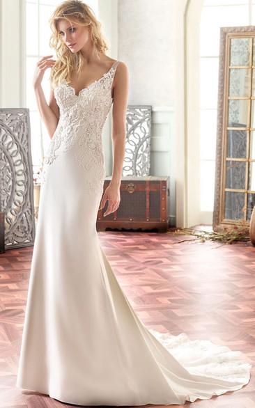 V-Neck Maxi Appliqued Chiffon Wedding Dress With Sweep Train And V Back