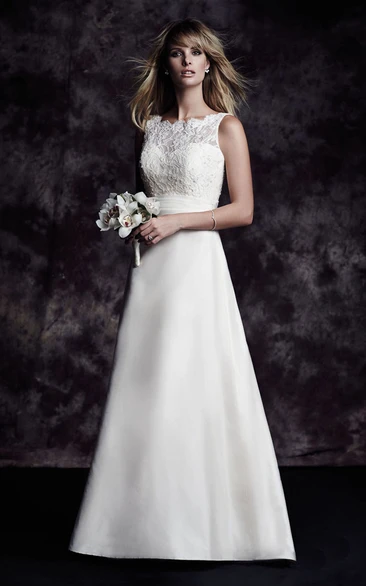 Taffetqa Long Elegant Dress With Bow And Deep-V Back