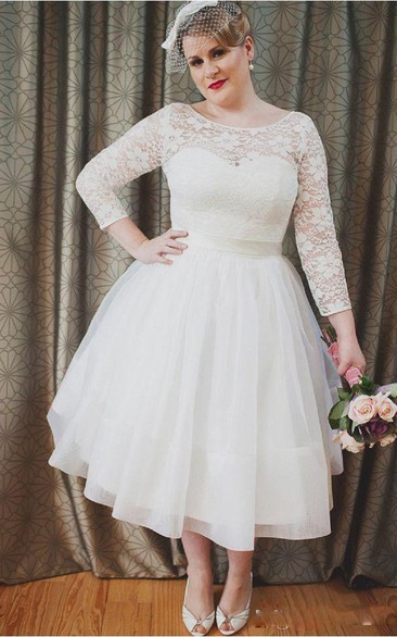 Plus Size Vintage Style Scoop Neckline 3-4 Long Sleeve Lace Tea Length Bridal Gown