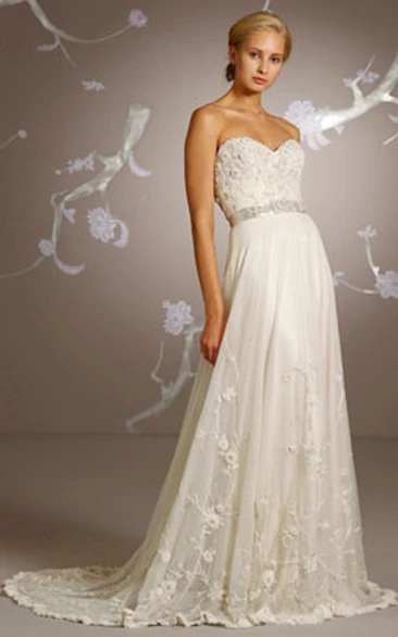 Demure Hand-beaded Embroidered Floor Length Dress With Scalloped Hem