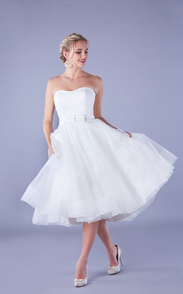 Simple Organza Aline Strapless Knee-length Bridal Gown with Ruching