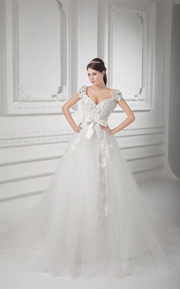 Fairy Lace Caped-Sleeve Ball-Gown With Tulle Overlay