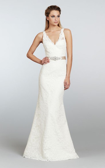 Stunning V-Neck Long Lace Dress With Crystal Ribbon Sash