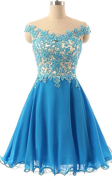 Elegant Lace Appliques Off-the-Shoulder Homecoming Dress Short