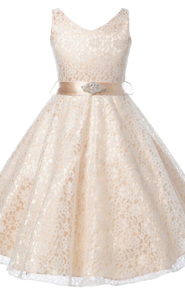 Sleeveless V-neck Lace Dress With Beadings and Bow