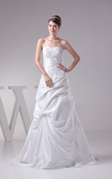 Sleeveless Pick-Up Embroidered Sweep Train and Gown With Corset Back