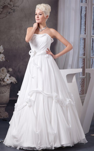 Sleeveless A-Line Ruched Bow and Gown With Flower