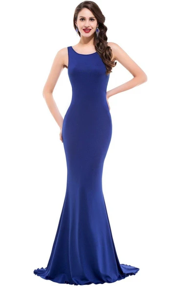 Eye-catching Sleeveless Sheath Gown with Sweep Train