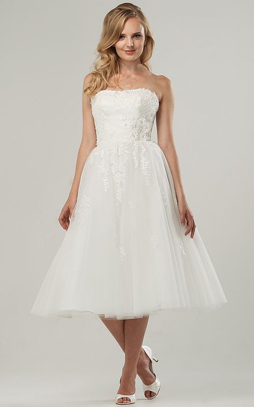 A-Line Tea-Length Criss-Cross Strapless Tulle Wedding Dress With Appliques And Corset Back