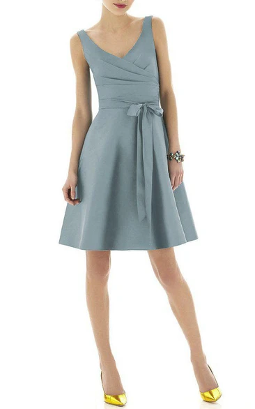 V-neck A-line Pleated Satin Short Dress with Sash