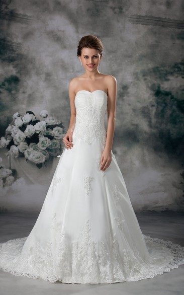 Sweetheart A-Line Lace Sweep Train and Gown With Beading