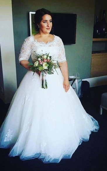 Half Sleeves Lace Bodice Appliques Tulle Fluffy Skirt Plus Size Wedding Dress