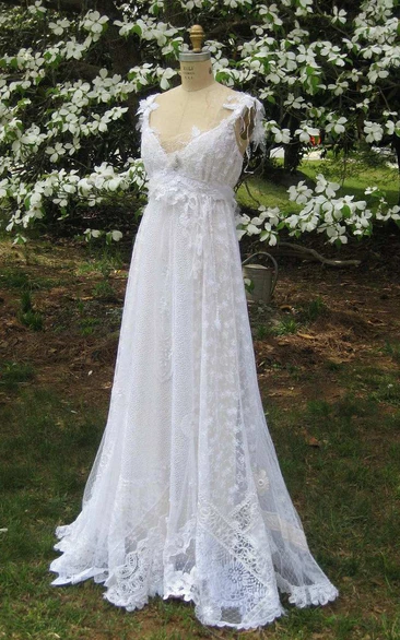 V-Neck Sleeveless A-Line Hippie Lace Wedding Dress With Bow