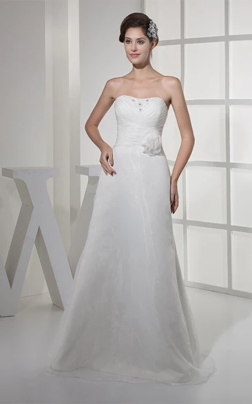 Sleeveless A-Line Criss-Cross Beading and Gown With Flower