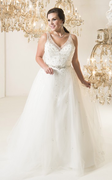 Ball Gown Floor-Length V-Neck Sleeveless Tulle Court Train Deep-V Back Beading Dress