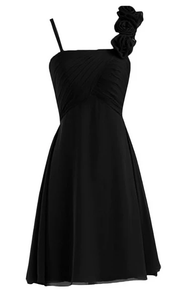 Spaghetti Straps Basque Waist Wedding Dress With 3D-Flower