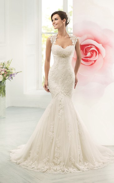 Mermaid Long Queen-Anne Sleeveless Keyhole Lace Dress With Appliques And Waist Jewellery