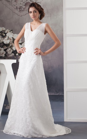 Strapped Sheath Appliqued Gown With Sweep Train