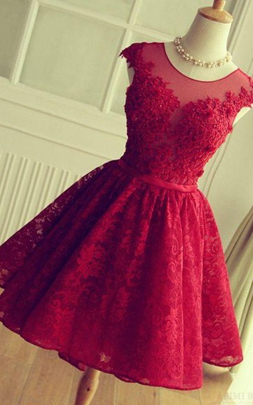 Elegant A-Line Jewel Cap Sleeve Short Back Lace Applique Knee Length Dress