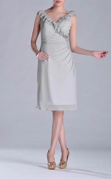 Knee-length V-Neckline Sheath Chiffon Bridesmaid Dress Side-draped