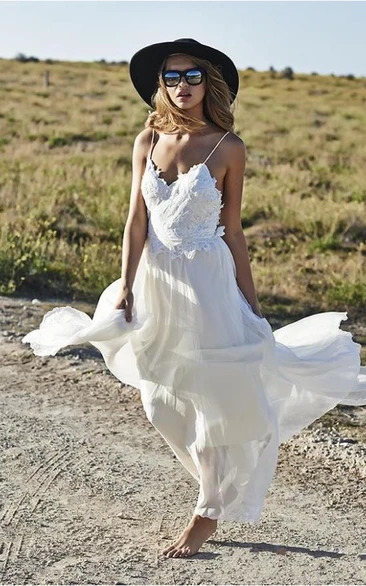 Simple Spaghetti Straps Chiffon Wedding Dresses Appliques Beach Bridal Gowns