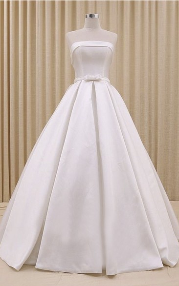 Strapless Princess Lace-up Wedding Dress With Ruching And Bow Delicated Belt