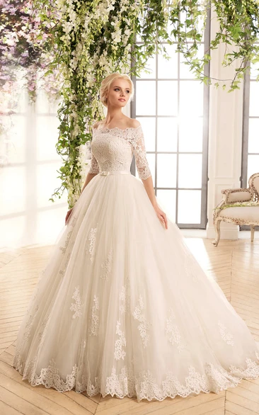 A-Line Floor-Length Off-The-Shoulder Half-Sleeve Illusion Lace Tulle Dress With Appliques