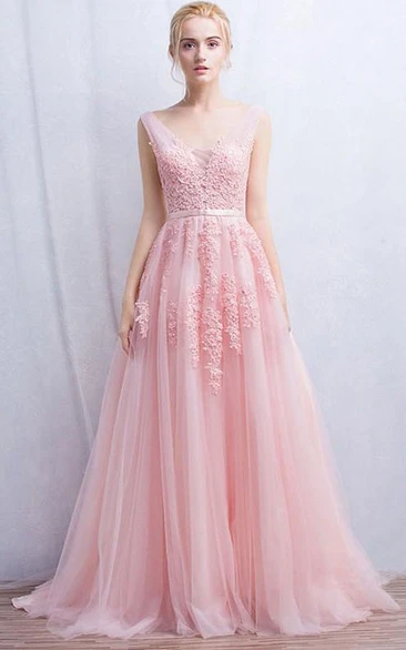 Sleeveless V-neck Long Appliques Tulle Dress