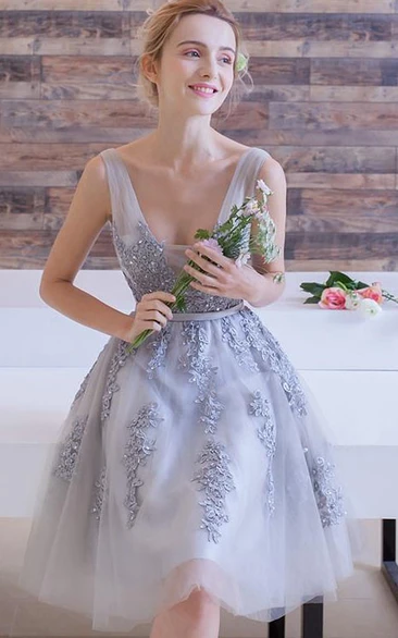 A-Line Appliques Beading Short Prom Dress