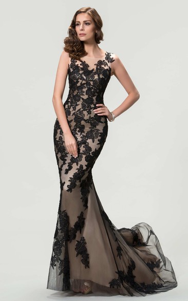 Sleeveless Bateau Neck Mermaid Long Lace Dress