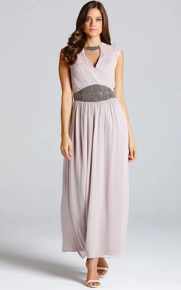 Chic Chiffon Long Dress With Front Keyhole