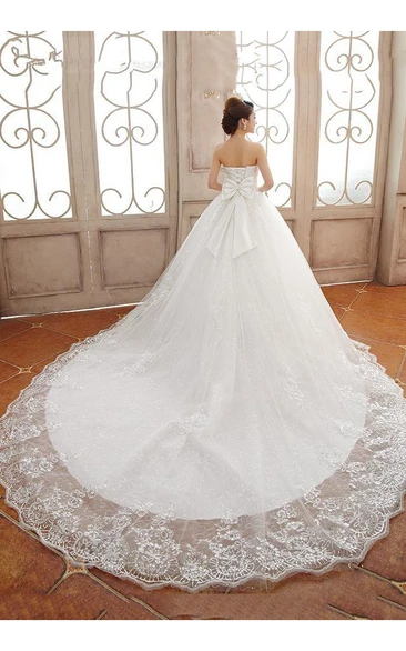 Glamorous Strapless Lace Beadings Wedding Dress Long Train Lace-Yp