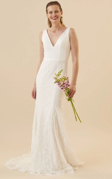 Modern Sheath V-neck Floor-length Train Sleeveless Lace Wedding Dress 