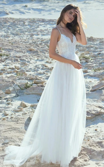 Plunging Tulle Spaghetti Sexy Wedding Dress With Lace Top And Open Back With Straps