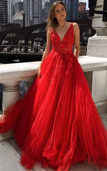 Elegant Lace Tulle Ball Gown V-neck Sleeveless Prom Dress With Appliques Beading