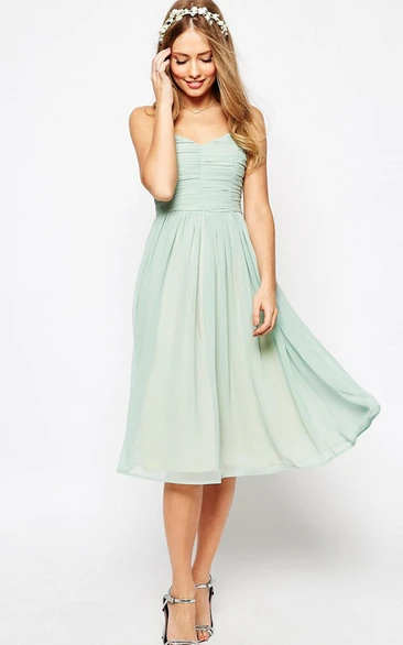 Tea-Length A-Line Ruched Sleeveless Spaghetti Chiffon Bridesmaid Dress