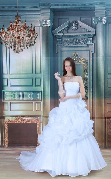 Wonderful Strapless a Line Satin Sleeveless Wedding Dresses