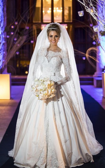 Princess Bridal Lace Wedding Dress Long Sleeves Gorgeous New Arrival Full Beadings Gowns