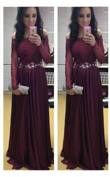 Stunning Long Sleeve Off-the-shoulder Evening Dresses Burgundy Lace Appliques Crystal