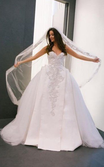 Newest Ball Gown Appliques Wedding Dress Court Train