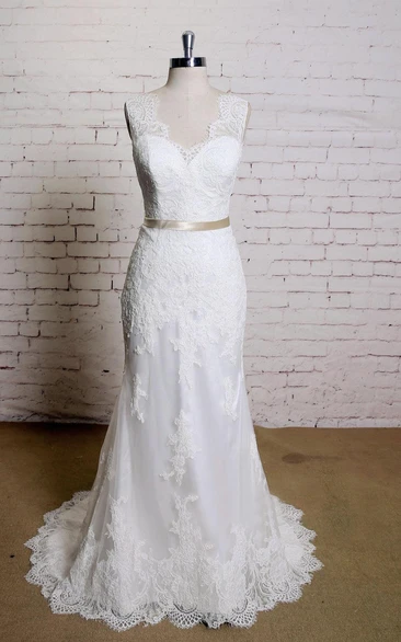 Scalloped V-Neck Sleeveless Mermaid Lace Dress With Satin Sash