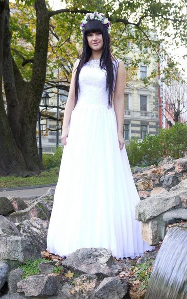 Pleated Sleeveless Chiffon A-Line Dress With Lace Bodice