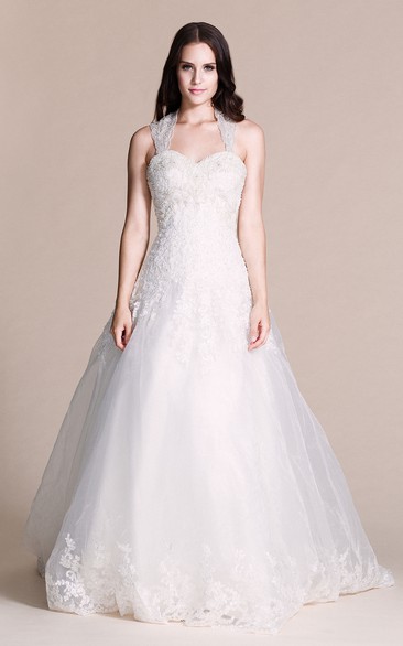 Sleeveless Halter Style Lace and Tulle Ball Gown