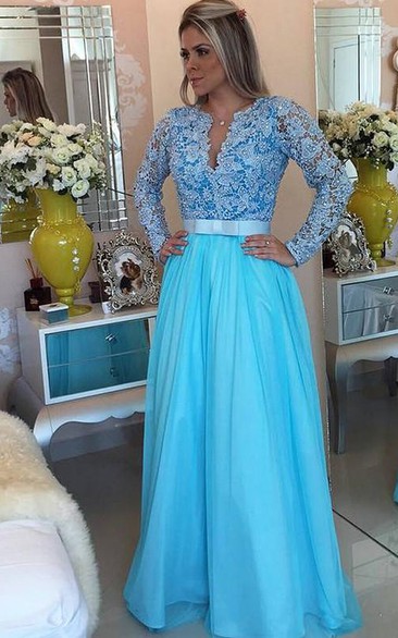 A-line Long Sleeves V-neck Tulle Applique Floor-Length Dresses